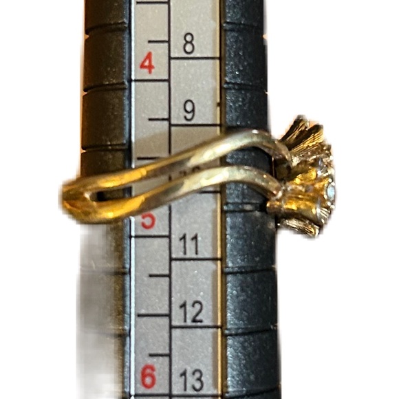 Vintage Avon Flower Brights Ring, size 5 EUC - Picture 7 of 10